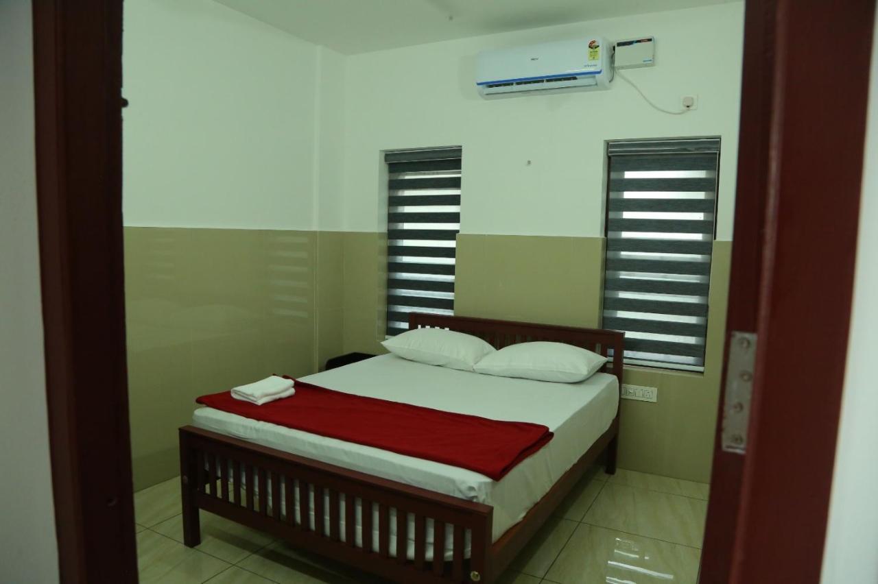 Grace Mary Residency Hotel Nedumbassery Exterior foto