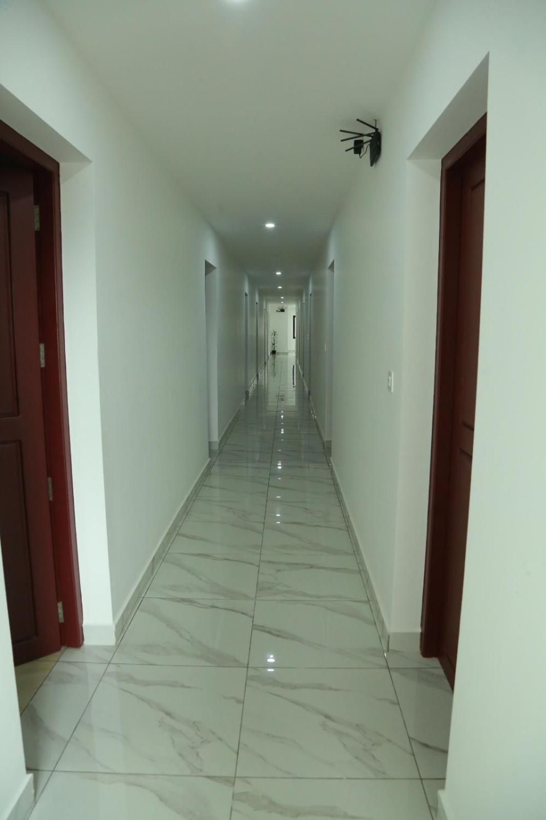 Grace Mary Residency Hotel Nedumbassery Exterior foto